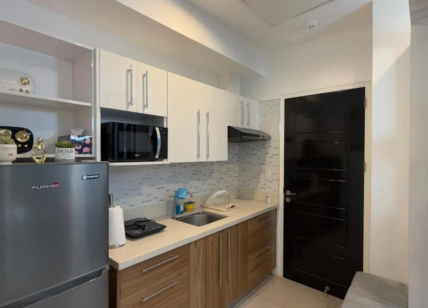 Hotel apartamentowy Jasmine - Two Bedroom Condo Unit With Balcony Davao