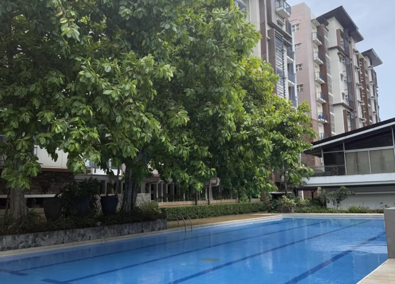 Jasmine - Two Bedroom Condo Unit With Balcony Davao