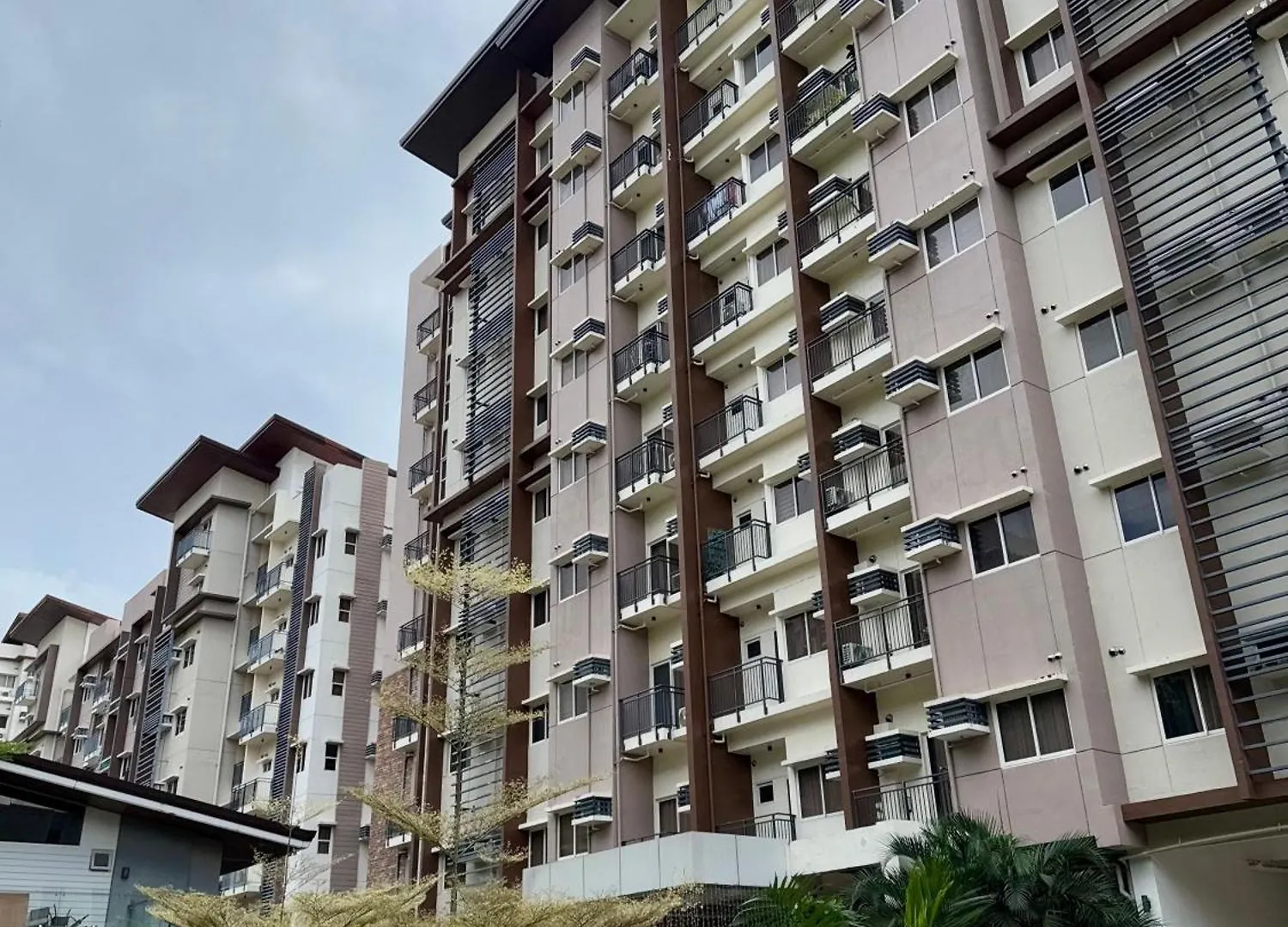 Jasmine - Two Bedroom Condo Unit With Balcony Davao 0*,